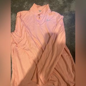 Women’s long sleeve golf shirt